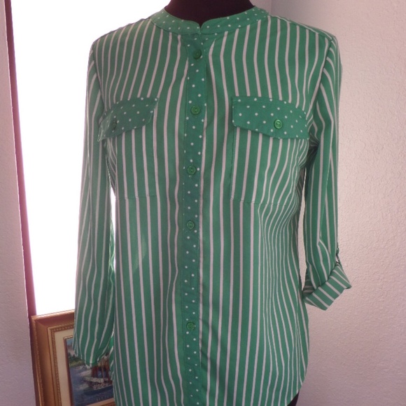 Notations Tops - 🌵 Notations Size S Long Sleeves Green BLOUSE 🌵